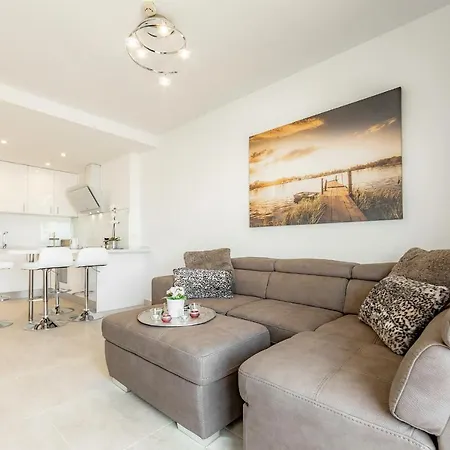 Apartament Sea View *