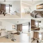 Sea View Apartament *